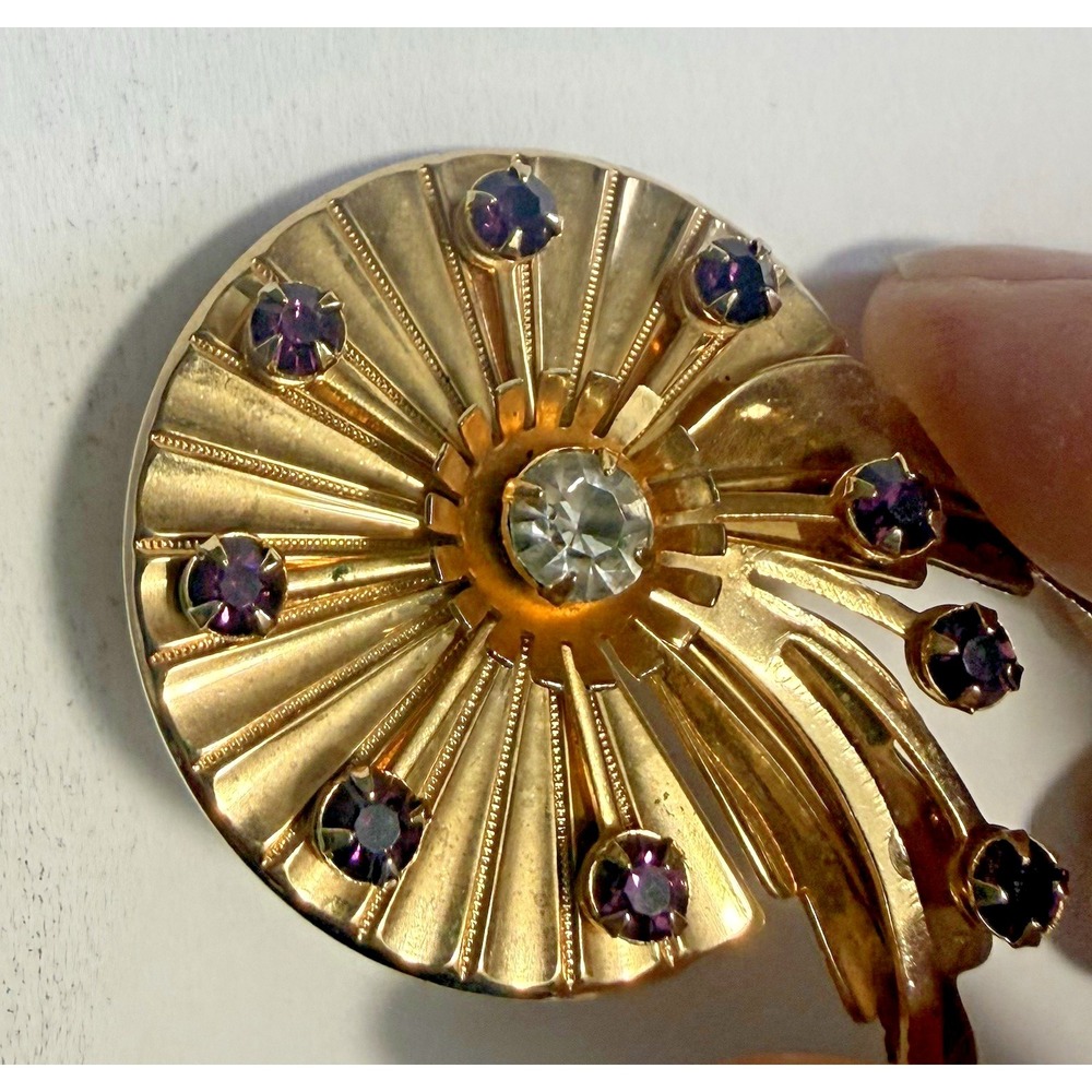 Vintage Floral purple, clear Rhinestone Brooch – Gold Tone‎ Wreath - Picture 3 of 8